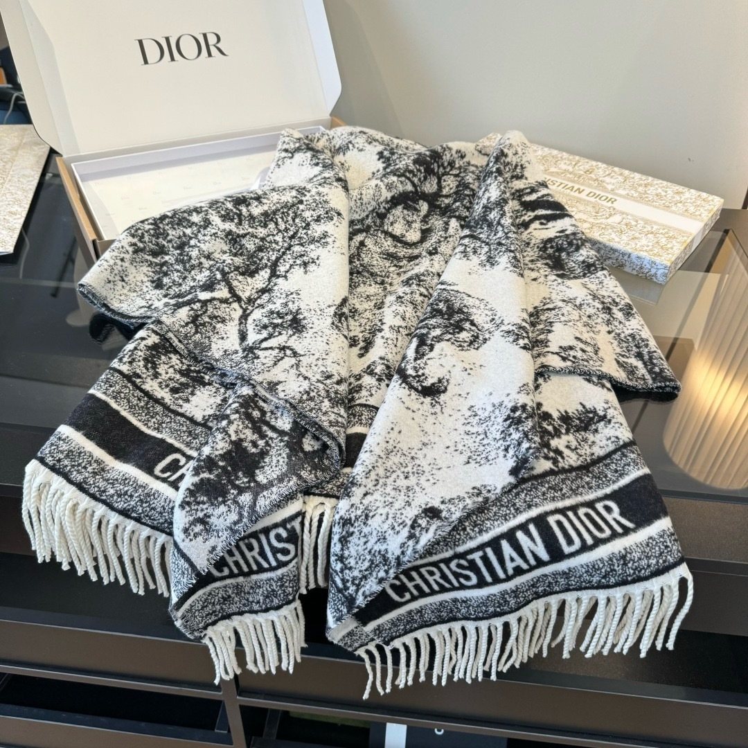 Dior Animal Jacquard Fringed Scarf — front